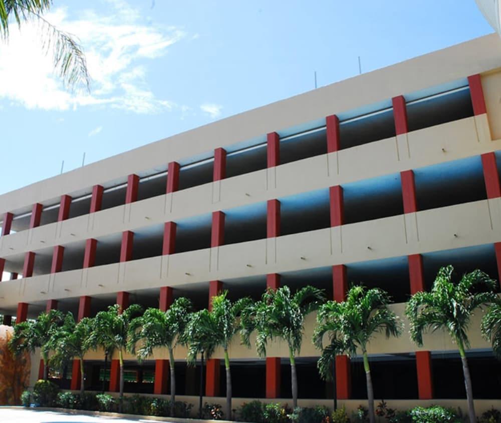 Hotel Royal Garden Reynosa Exterior foto